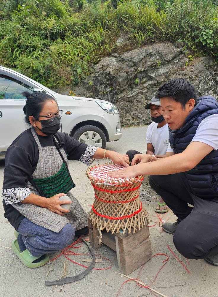 Khechuperi%20Bamboo%20House%20|%20Handicrafts%20of%20Sikkim